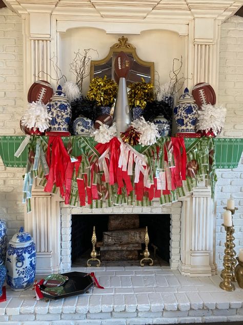 Super Bowl Sunday Decorations, Birthday Mantle Decorations, Super Bowl Backdrop, Football Mantle Decor, Birthday Mantle Decor, Football Mantle, Superbowl Decor, Team Mom Football, Sports Theme Decor