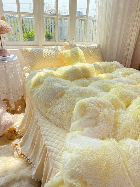 Yellow Room, Pastel Room, Bedding Duvet, Cute Bedroom Decor, Redecorate Bedroom, Cozy Room Decor, Style Deco, Dream Room Inspiration, Room Makeover Bedroom