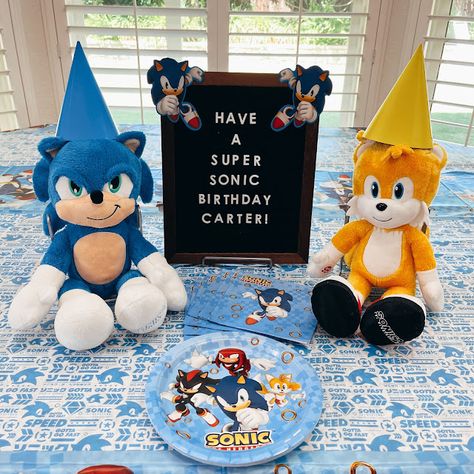 Sonic birthday cake