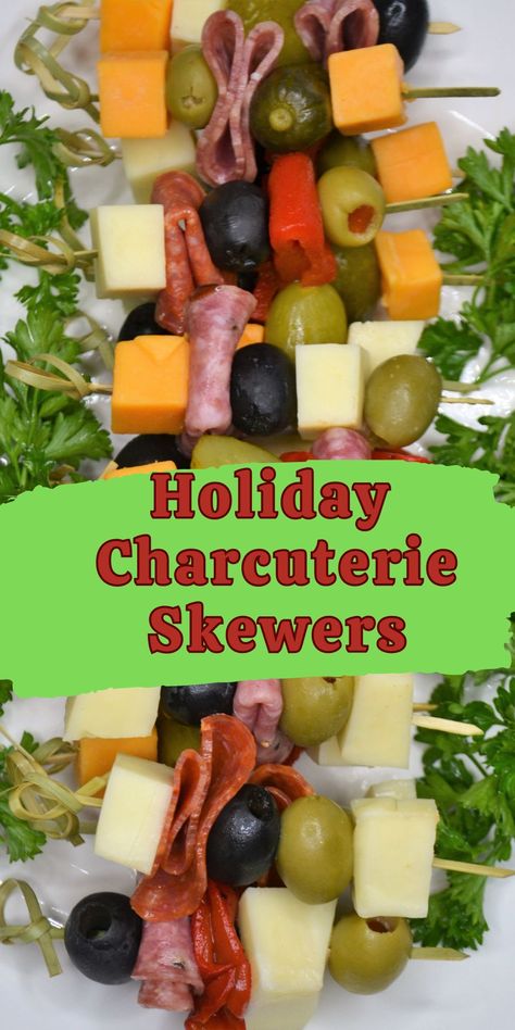 A plate of charcuterie skewers dressed up with pretty herbs to serve on the holidays. Toothpick Charcuterie, Appetizer On A Stick, Charcuterie Sticks, Charcuterie Ingredients, Charcuterie Skewers, Classy Appetizers, Happy Hour Appetizers, Holiday Charcuterie, Charcuterie Cups