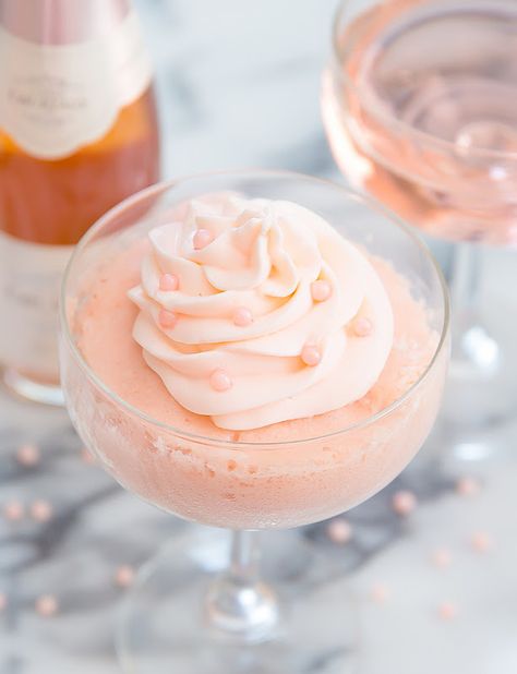 This fluffy cake is flavored with rosé champagne and cooks in the microwave in just 1 minute. You can even cook it directly in the champagne glass! I’ve been enamored with sparkling rosé, brut rosé and rosé champagnes this summer. The lovely blush pink color is just so pretty. So obviously I had to make … Rosé Champagne, Jelly Roll Cake, Sweet Champagne, Easy Bundt Cake, Champagne Chocolate, Champagne Cake, Cake Mug, Mug Cakes, Strawberry Cake Mix