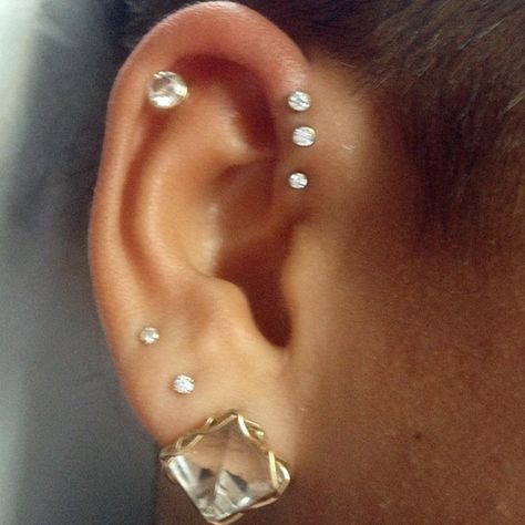 Cassie Ventura's Piercings & Jewelry | Steal Her Style Three Earrings, Earrings Piercings, Triple Forward Helix, Forward Helix Piercing, Helix Ear, Steal Her Style, Forward Helix, Cute Piercings, Body Piercings