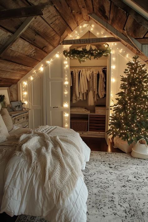 25 Magical Christmas Lights Bedroom Ideas for a Dreamy Glow Christmas Lights Bedroom, Lights Bedroom Ideas, Christmas Lights In Bedroom, Dream Bedroom Inspiration, Winter Bedroom, Lights Bedroom, Attic Bedrooms, Bedroom Decor Cozy, Attic Bedroom