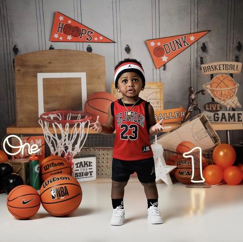 Half Birthday Baby, Baby First Birthday Themes, Boys 1st Birthday Cake, 2nd Birthday Party For Boys, Basketball Baby, Baby Milestones Pictures, 1st Birthday Photoshoot, Baby Boy First Birthday, Birthday Themes For Boys