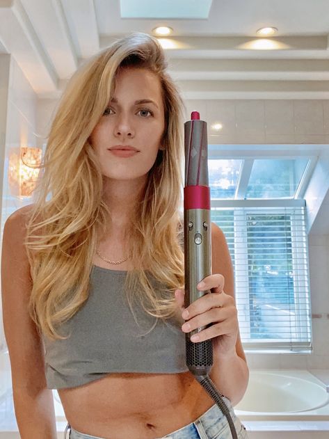 Why I'm Obsessed With the Dyson Airwrap — thirty w a v e s Air Wrap Tutorial, Dyson Air Wrap Tutorial, Easy Hair Styling, Dyson Air Wrap, Air Wrap, Automatic Hair Curler, Hair Without Heat, Dyson Airwrap, Barrel Curls