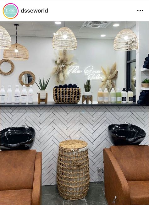 Corner Salon Stations, Dryer Chair Ideas Salon, Black And Neutral Salon, Salon Suite Backbar Ideas, Natural Hair Salon Decor, Moody Hair Salon Aesthetic, Boho Western Salon, Salon Sink Area, Aesthetic Salon Ideas