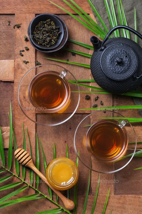 Flat Lay Photography Food, Tea Leaves Photography, Loose Leaf Tea Photography, Tea Flatlay, Tea Product Photography, Green Tea Aesthetic, Tea Photoshoot, Herbal Tea Photography, Hot Green Tea