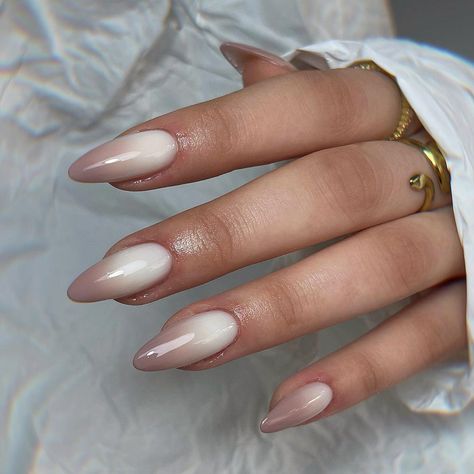 30 Stunning Ombre Nails to Inspire You Gel Toe Nails, Simple Fall Nails, Stylish Nails Designs, Classy Acrylic Nails, Almond Acrylic Nails, Cute Gel Nails, Trendy Nail, Acrylic Nails Coffin Short, Trendy Nail Art