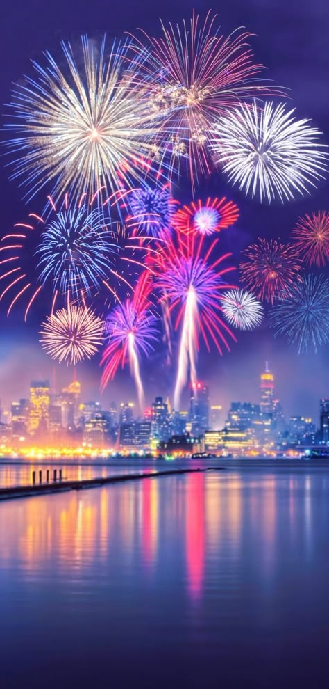 Hard to outshine Manhattan. This does. New York City, 4th of July 4th Of July Wallpaper, July Wallpaper, Fireworks Wallpaper, Fireworks Photography, Fire Works, Fireworks Display, America The Beautiful, Design App, Jolie Photo