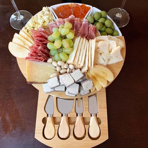 The Mixologist World bamboo cheese board with cutlery set is the perfect choice due to its beautiful look and large space to serve all your favorite appetizers, cheeses, and meats. 🧀🥩🥨 With a bottle of good wine, this is all you could want for a beautiful evening spent with friends or family. 🍷🧑🏻‍🤝‍🧑🏻 Cutlery Board, Family Appetizers, Good Wine, Cheese Boards, Favorite Appetizers, Beautiful Evening, Cutlery Set, Wine Cooler, Charcuterie Board