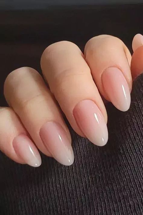 Dipped Nails Designs, Dip Nail Trends, Natural Ombre Nails, Summer Dip Nails, Fresh Manicure, Natural Ombre, Dip Nail, May Nails, Elegant Nail Designs