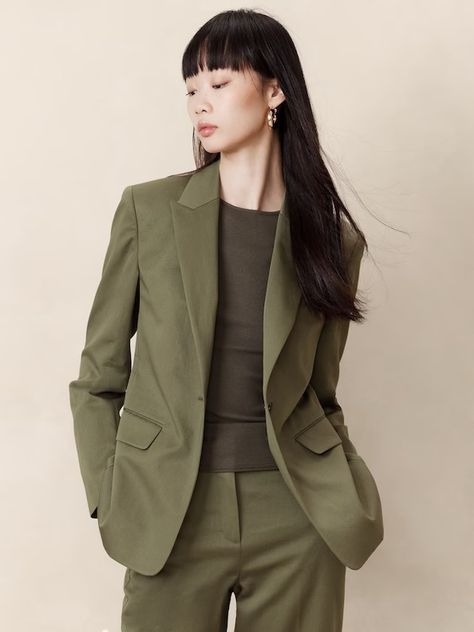 Women's Jackets, Coats & Outerwear | Banana Republic Green Suit Women, Olive Green Suit, Slim Blazer, Suits Design, Green Suit, Peak Lapel, Olive Green Color, Linen Blazer, Twill Fabric