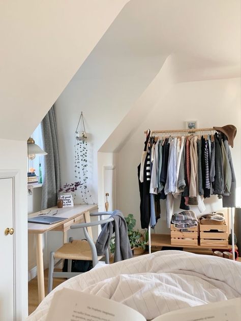 bedroom | decor | scandi Stockholm Room Decor, Scandi Room, Light Airy Bedroom, Scandi Interior, Airy Bedroom, Bedroom Cozy, Redecorate Bedroom, Aesthetic Rooms, Dream Room Inspiration