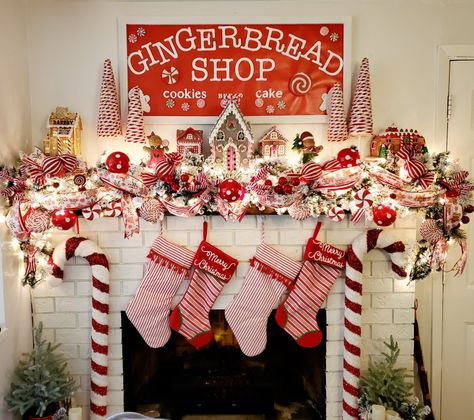 Cabinet Organization Ideas, Kitchen Cabinet Organization Ideas, Gingerbread Theme, Gingerbread Christmas Tree, Efficient Kitchen, Gingerbread Christmas Decor, Christmas Tree Decorating Themes, Christmas Mantle Decor, Gingerbread Decorations