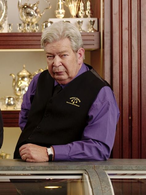 'Pawn Stars' Richard Harrison, known as 'The Old Man,' has died at 77 Old Man Meme, Stars Photography, Man Meme, Old Man Portrait, Star Wars Meme, Benjamin Harrison, Pawn Stars, Famous Pictures, Man Portrait