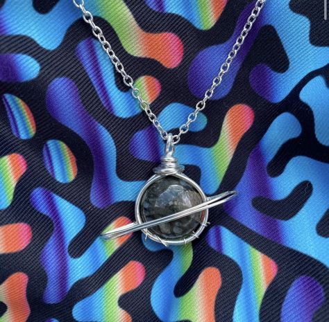 Saturn Pendant, Wrapped Crystals, Wire Wrapping Crystals, Wire Wrap, Wire Wrapped, Wire Wrapping, Crystals, Beads, Pendant