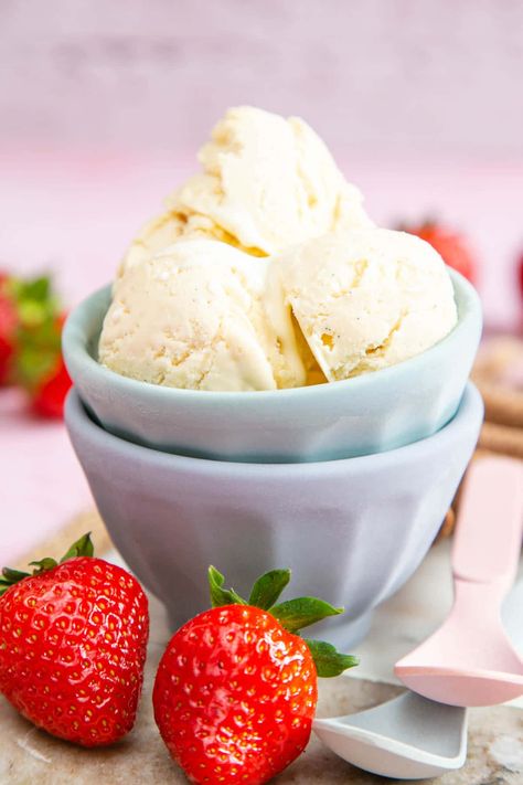 Easy Vanilla Ice Cream, No Churn Vanilla Ice Cream, Soft Serve Ice Cream Recipes, Condensed Milk Ice Cream, Easy Ice Cream Recipe Homemade, Condensed Milk Recipe, Ice Cream No Churn, Best Vanilla Ice Cream, Ice Cream Recipes Machine