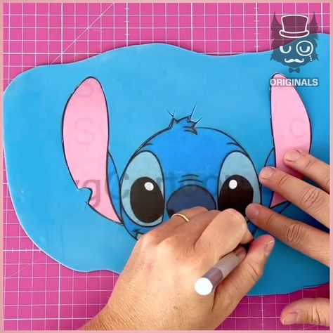 Cute Stitch Cake Topper ! 💙🎂 | Cute Stitch Cake Topper ! 💙🎂 | By Simple How To Make A Stitch Cake, Stitch Cake Topper Printable Free, Stitch Cake Diy, Stitch Donuts Ideas, Simple Stitch Cake, Stitch Cookie Cake, Easy Stitch Cake, Stitch Sheet Cake, Stitch Cake Topper Printable