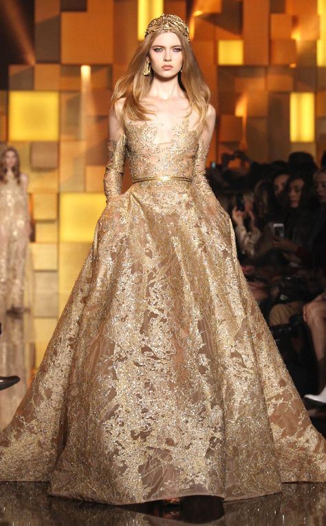 Elie Saab from Best Looks from Paris Haute Couture Fashion Week Fall 2015 Ellie Saab, Paris Haute Couture, Elie Saab Couture, Dreamy Dress, Zuhair Murad, Couture Gowns, Gorgeous Gowns, 가을 패션, Fashion Mode