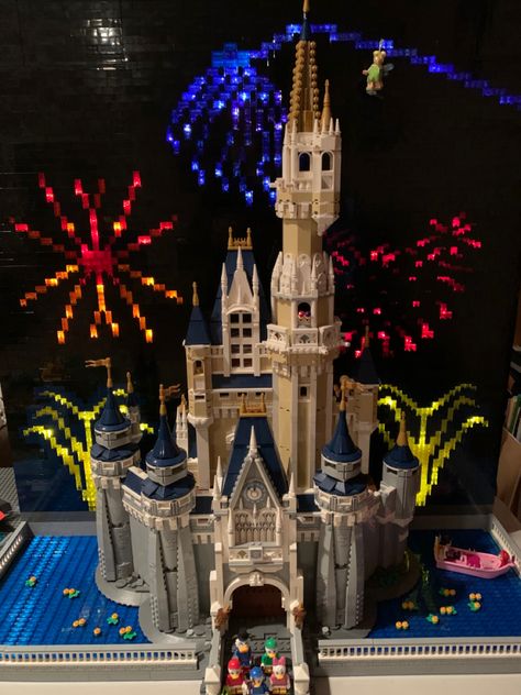 Disneyland Parade, Disney Fireworks, Disney Parade, Lego Board, Lego Boards, Fireworks Display, Fireworks, Disneyland, Lego