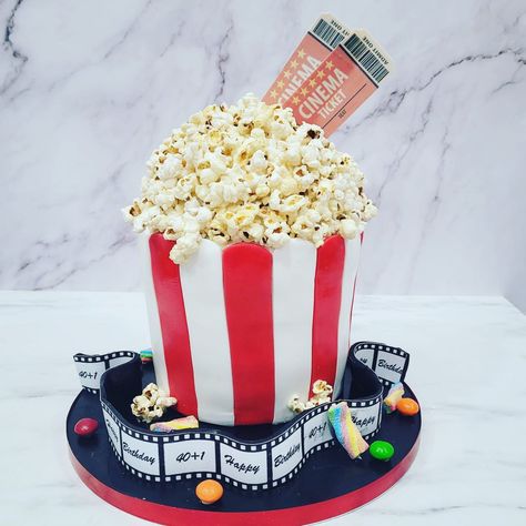 Popcorn Cake Ideas, Popcorn Cake, Popcorn Tub, Movie Cakes, Gravity Cake, Popcorn Party, Fun Cakes, Cinema Ticket, Kids Cakes