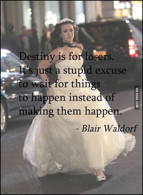 Mode Gossip Girl, Estilo Blair Waldorf, Blair Waldorf Aesthetic, Gossip Girl Quotes, Stile Blair Waldorf, Gossip Girls, Senior Quotes, Vie Motivation, Xoxo Gossip Girl