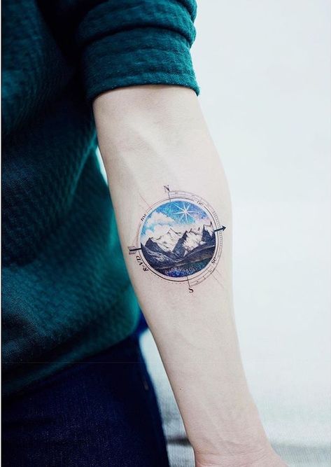 Mountain and compass tattoo for sea lovers and sailors Deep Symbols, Wilderness Tattoo, 6 Tattoo, Tatuagem Masculina Pequena, Tree Tattoos, Compass Tattoo Design, Hiking Tattoo, Tattoo Trend, Tattoo Zeichnungen