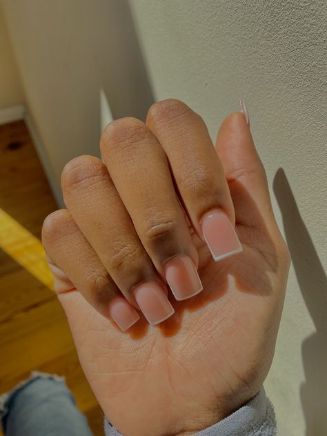 outline nails White Outline Acrylic Nails, Outlined French Tip Nails, White Outline Nails, Outline Nails, Outline Designs, Nail Inspiration, French Tip Nails, Square Nails, Short Nails