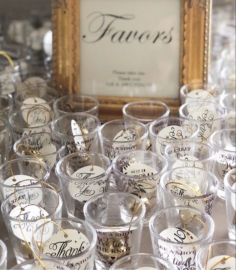 Shot Glass Wedding Favors Display, Custom Shot Glasses Wedding, Shot Glass Party Favors, Shot Glass Wedding Favors Ideas, Wedding Favors Shot Glasses, Shot Glass Favors Wedding, Shot Glass Wedding Favors, Wedding Favours Shots, Shot Glass Favors