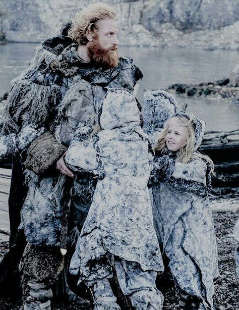 Everyone loves Tormund Tormund Game Of Thrones, Dessin Game Of Thrones, Valar Dohaeris, Game Of Thrones 3, Game Of Thrones Tv, The North Remembers, White Walker, Gra O Tron, Cersei Lannister