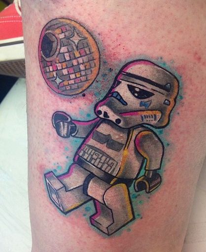 Lego stormtrooper Star Wars Tattoo Ideas, Darth Vader Tattoo Design, Leia Tattoo, Stormtrooper Tattoo, Disco Ball Tattoo, Lego Tattoo, Darth Vader Tattoo, Crucifix Tattoo, Icarus Tattoo