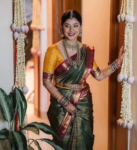 Green Muhurtham Saree, Saree In Half Saree Style, Green Bridal Saree South Indian, Pelli Pattu Sarees, Bridal Sarees South Indian Kanchipuram, Muhurtham Saree South Indian Bride, South Indian Bridal Sarees, Seemantham Saree Ideas, Green Kanchipuram Saree