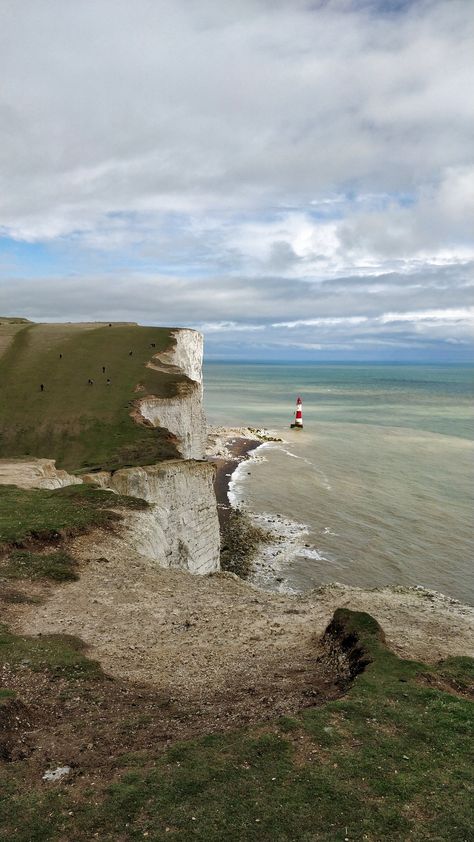 Seven Sisters England, South England Aesthetic, Seven Sisters Cliffs, England Aesthetic, Seven Sisters, Cinematic Photography, English Countryside, Uk Travel, Pretty Places