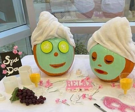 Spa Day Pumpkin, Spa Pumpkin Painting, Spa Pumpkin, Funny Pumpkin Faces, Pumpkin Idea, Creative Pumpkin Painting, Halloween Office, Pumpkin Decorating Contest, Pumpkin Contest