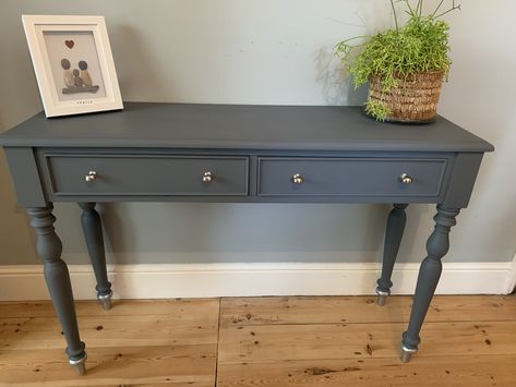 Entry Table, Upcycled Furniture, Small Living Rooms, Console Table, Entryway Tables, Entryway, Doors, Living Room, Grey