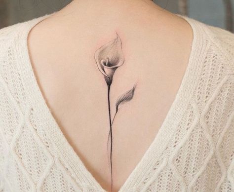 70+ Amazing Calla Lily Tattoo Designs with Meanings, and Ideas 49 Calla Lily Tattoo, Tattoo Under Chest, Rose Tattoo On Side, Tiger Lily Tattoos, Lillies Tattoo, Lily Tattoo Design, Flower Tattoo On Side, Lily Flower Tattoos, Studio Tattoo