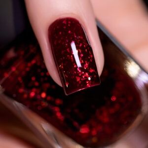 Red Nails Sparkle Glitter, Dark Red Sparkle Nails, Dark Red Glitter Nails, Red And Gold Glitter Nails, Dark Red Christmas Nails, Red Sparkle Nails, Red Sparkly Nails, Red Glitter Nail Polish, Ilnp Nail Polish