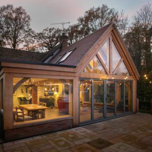 Awbridge Cottage - Stunning Farmyard Cottage Extension Annexe Ideas, Oak Extension, Timber Frame Extension, Extension Veranda, Bungalow Conversion, Orangery Extension, Bungalow Extensions, Cottage Extension, Garden Room Extensions