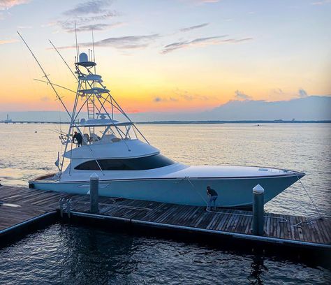 Tuna Fishing Boats, Ocean Fishing Boats, Ill Wait, Hatteras Yachts, Viking Yachts, Viking Boat, Wakeboard Boats, Sport Fishing Boats, Tuna Fishing