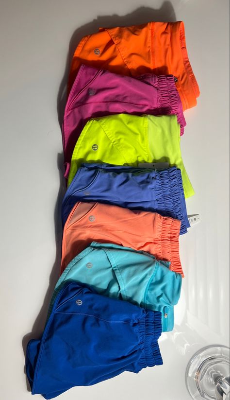 Speed Ups Lululemon, Anna Claire, Speed Up Shorts, Rainbow Order, Lululemon Speed Up Shorts, Hotty Hot Shorts, Muslimah Fashion Outfits, Hot Shorts, Lululemon Shorts