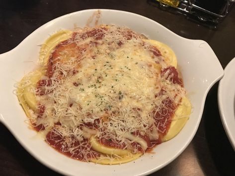 [I ate] Cheese ravioli from Olive Garden Olive Garden Ravioli Recipe, Olive Garden Cheese Ravioli Recipe, Olive Garden Mushroom Ravioli Recipe, Olive Garden Ravioli, Kids Mac And Cheese Recipe, Cheese Ravioli Recipe, Burrito Casserole, Cheese Pasta Recipes, Mushroom Ravioli