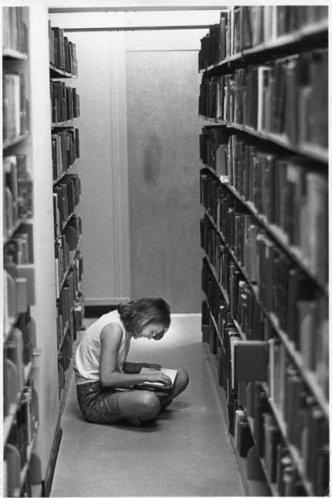 Wellesley College, MA, 1969. Photo by Bradford F. Herzog Stacks Of Books, Wellesley College, People Reading, Woman Reading, Victor Hugo, Book Shelf, Book Nooks, I Love Books, On The Floor