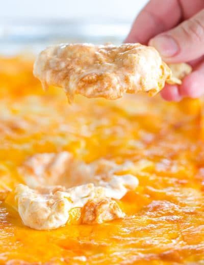 A big scoop of buffalo chicken dip. Dips Cream Cheese, Cream Cheese Buffalo Chicken, Buffalo Chicken Dip Oven, Buffalo Chicken Dip Easy, Chicken Dip Recipe, Buffalo Chicken Dip Recipe, Funfetti Cookies, Quick Bites, Game Day Party