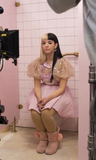 Melanie Martinez Inspired Outfits K-12, Melanie Martinez Aesthetic Outfits, Prom Suits For Women, Melanie Martinez Inspired Outfits, Melanie Martinez Outfits, Melanie Martinez Photography, Concert Ideas, Martinez Twins, Aesthetic Outfits Men