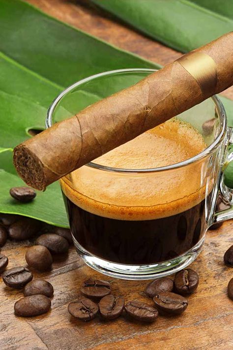 Learn to make a Cafe Cubano right at home. These are some of the simplest espresso based drinks to make and are great for beginners who are just starting to experiment. Get a taste of Havana now! Cuban Drinks, Cubano Recipe, Café Cubano, Cuba Libre Cocktail, Havana Style, Cuban Cafe, Espresso Drink, Coffee Bar Wedding, Drinks To Make