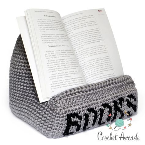 Tablet Pillow Stand, Small Crochet Gifts, Intermediate Knitting Patterns, Tablet Pillow, Gloves Crochet, Advanced Knitting, Crochet Monkey, Create This Book, Crochet Book