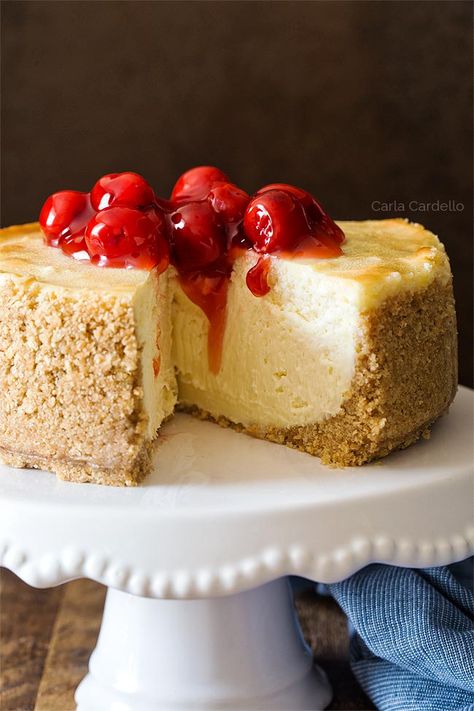 6 Inch Cheesecake Recipe - Homemade In The Kitchen 6 Inch Cheesecake, Small Cheesecake Recipe, 6 Inch Cheesecake Recipe, Cheesecake For Two, Small Cheesecakes, Homemade Strawberry Sauce, Small Batch Baking, Homemade Cheesecake, Dessert For Two