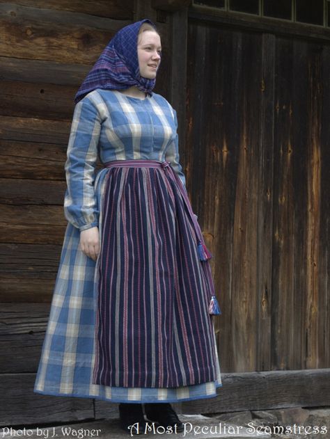 Swedish Dress, Historical Outfits, Swedish Clothing, Working Dresses, 1800's Dress, German Costume, Historical Sewing, Farm Dress, 18th Century Costume