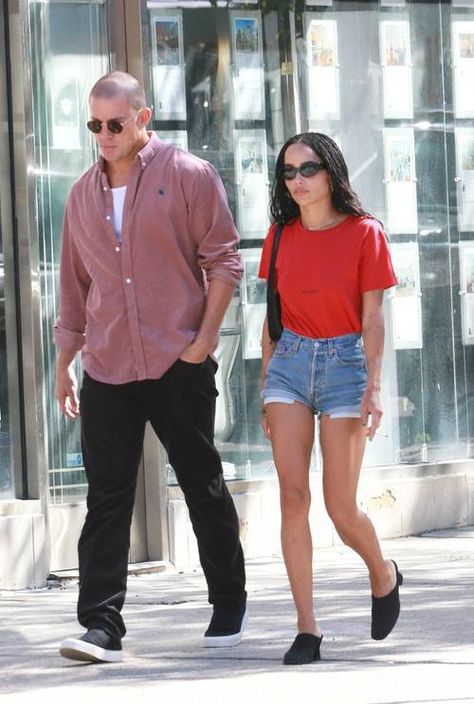 9 Styling Tricks Celebs Use to Make Basics Look Cool | Who What Wear Zoe Kravitz Jeans Outfit, Zoe Kravitz Style, Zoe Isabella Kravitz, Stylish Couples, Zoë Kravitz, Gamine Style, Couple Style, Cami Romper, Stylish Celebrities