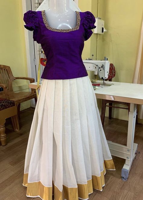 Pattupavada Blouse Designs, Set Pavada And Blouse, Skirt And Top Designs, Kerala Dress, Pattu Pavadai Designs, Long Skirt Top Designs, Onam Outfits, Long Skirt And Top, Long Blouse Designs